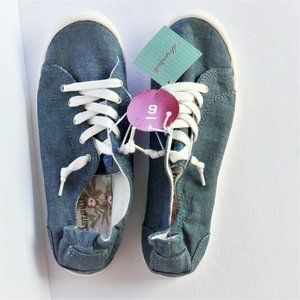 Margaritaville Ladies' Canvas Shoe